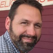 Scott Streeter's Instagram, Twitter & Facebook