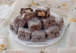 Astazi va prezint inca o prajitura din categoria de post dar delicioasa. Prajitura Tavalita Varianta De Post BunÄtÄÈi Din BucÄtÄria GicuÈei