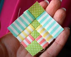 Show your romantic side by making this lush watering can quilt. Free Quilt Pattern Rainbow Mini Flowers Quilt Block I Sew Free