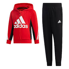Trouve tes adidas dans la categorie: Survetements Garcon Intersport