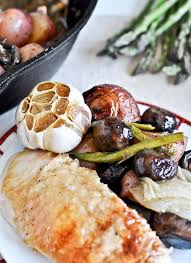 Springtime Honey Garlic Roast Chicken Skillet How Sweet Eats Roasted Garlic Chicken Honey Garlic Food