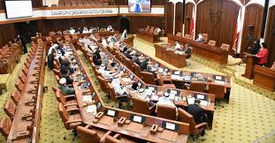 اما عن نشاطهم فيتمثل في التجارة حيث كان يوجد في مجلس الشورى البحريني والذي تم حله منذ فترة بسيطة يهودي من عائلة نونو. Ø¬Ø±ÙŠØ¯Ø© Ø§Ù„Ø¨Ù„Ø§Ø¯ Ø¹Ø¶ÙˆØ§Øª Ù…Ø¬Ù„Ø³ Ø§Ù„Ø´ÙˆØ±Ù‰ ÙŠÙ‡Ù†Ø¦Ù† Ø§Ù„Ù‚ÙŠØ§Ø¯Ø© Ø§Ù„Ø­ÙƒÙŠÙ…Ø© ÙˆØ´Ø¹Ø¨ Ø§Ù„Ø¨Ø­Ø±ÙŠÙ† Ù„Ù…Ù†Ø§Ø³Ø¨Ø© Ø§Ù„Ø£Ø¹ÙŠØ§Ø¯ Ø§Ù„ÙˆØ·Ù†ÙŠØ© Ø§Ù„Ù…Ø¬ÙŠØ¯Ø©