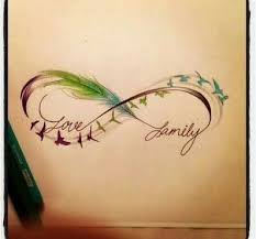 El Amor Y La Familia Es Eterno Tatuajes De Infinito Tatuajes De Nombres De Ninos Tatuaje Infinito