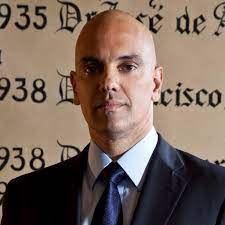 Alexandre de moraes começou a carreira como promotor de justiça em 1991. Alexandre De Moraes Alexandre Twitter