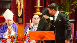 Huelva llora a las 45 víctimas de Adamuz en la misa funeral con los reyes y autoridades políticas: "Sabremos la verdad"