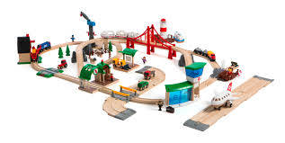 Amazon Com Brio Railway World Deluxe Set Toys Amp Games Wooden Toy Train Toy Trains Set Wooden Train Set