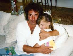 Check spelling or type a new query. Goldie Hawn S Ex Husband Bill Hudson On His Marriage To Kate S Sex Crazed Mother Daily Mail Online