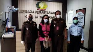 Apakah mungkin jaksa pinangki bermain sendiri dalam konspirasi besar melindungi buron djoko tjandra. 2zw4edwpqrlxm