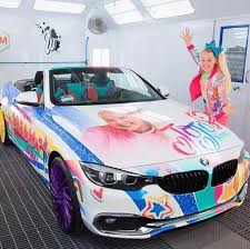 Jojo siwa shows off her dance moves!!! Think Its Her Car Jojo Siwa Jojo Siwa Instagram Jojo