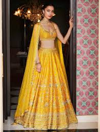 Anita Dongre Jaipur Love 2019 Lehenga Saree Prices Frugal2fab Traditional Indian Dress Indian Outfits Indian Fashion Visit to select from the latest anita dongre shop anita dongre designer womenswear from aza fashions online for the best price deals. anita dongre jaipur love 2019 lehenga
