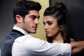 Murat Love Hayat Cute Love Stories Cute Celebrities Hayat And Murat