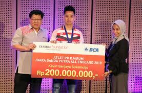 He received 2017's bwf best male player of the year award. All England Champ Kevin Sanjaya Showered With Bonuses Sports The Jakarta Post