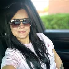 I've mastered this dish, We definitely prefer ground Italian sausage over  smoked sausage, it just blends better. Next time we may try a creamy sauce.  1 pound sweet Italian sausage 1 bell