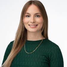 Monica Savage's Instagram, Twitter & Facebook