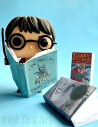 This can be a very personal, elaborate, and fun way to give someone a special gift that they will hold on to and cherish. Diy Harry Potter Mini Books No Glue Red Ted Art Make Crafting With Kids Easy Fun