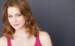As of 2019, the actress holds a net worth of around $2 million. Esme Bianco S Net Worth Salary Earnings Dating Facts Wiki Bio