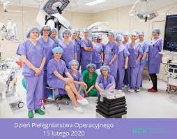 Podstawowym obowiązkiem pielęgniarki/położnej operacyjnej jest ,,…całościowe, samodzielne, fachowe, biegłe i odbycia szkolenia do pracy na stanowisku pielęgniarki/położnej operacyjnej pod. Dzien Pielegniarstwa Aktualnosci Uniwersyteckie Centrum Kliniczne W Gdansku