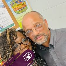 I'm Late, But HAPPY FATHERS DAY to all of the extraordinary fathers around  the world. I've just touchdown in SAN FRANCISCO for a week with my  Legendary HIP HOP BROTHERS Caz Brown