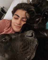 😍 Families that Smuggle together. Pic