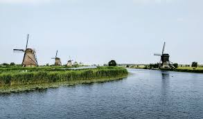 O uso de holanda para designar o país é tido por impróprio, porque na realidade é o nome de uma região do reino dos. Curiosidades Sobre A Holanda Mitos E Verdades
