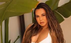 Последние твиты от chiquis rivera (@chiquisrivera06). Agqfh129pnhlgm