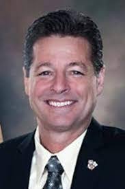 Debbie Israelson's Instagram, Twitter & Facebook