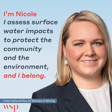 Kylie Collier's Instagram, Twitter & Facebook