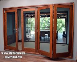 Tersedia dengan berbagai macam desain baik desain klasik maupun minimalis yang akan menyesuaikan bentuk pintu dan jendela. Pintu Lipat Minimalis Kayu Jati Jepara Folding Door Kayu Jati