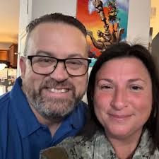 Are the MRT hood struts bolts rusted