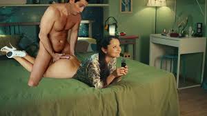 Актрисы СашаТаня - полностью обнажены