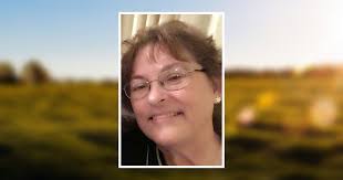 Penny Hewitt's Instagram, Twitter & Facebook