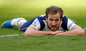 His father's name is patrick kane and mother's name is kim kane, both of whom are irish. Tottenham Left Reeling After Harry Kane Tells Club He Wants To Leave This Summer Harry Kane The Guardian