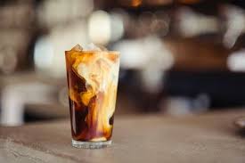 3 Resep Kopi Gula Aren Sehat Tanpa Pemanis Tambahan | Hello Sehat