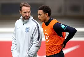 Zie de stand programma, uitslagen en de beste clubs! Engeland Neemt Liefst Vier Rechtsbacks Mee Naar Ek Geen Lingard In Selectie Ek Voetbal Hln Be
