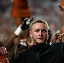 Quinn Ewers injury update: Texas QB may not miss many games