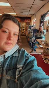 Megan Hedrick's Instagram, Twitter & Facebook