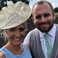 100+ perfiles de «Almack»