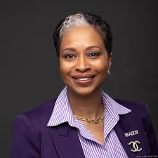 Rosalind Burgin's Instagram, Twitter & Facebook