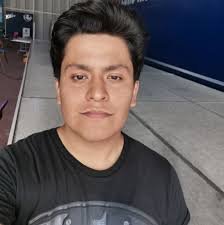 Que pensamos de la falda azul en Supergirl?