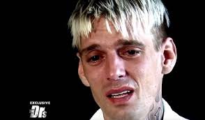 Aaron Carter: 'Hoàng tử nhạc pop' hết thời bị người thân xa lánh, bạn gái  hành hung
