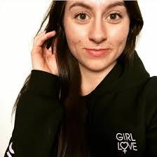 Ashley Penner's Instagram, Twitter & Facebook