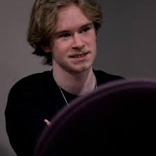 We held our annual Friendsgiving before the break to thank our students for  their hard work and dedication. We celebrated with plenty of food and fun  🦃‼️