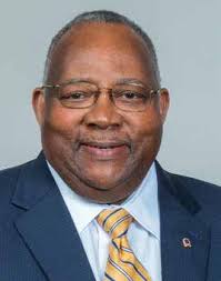 Aggies sweep MeAC trACk And Field