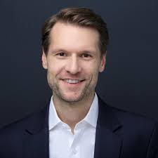 Jan Funk's Instagram, Twitter & Facebook