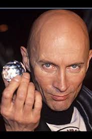 heidi milton (@hostieheidi)