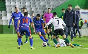 Al choque ocurrido en las inmediaciones del estadio de banfield dos horas antes del partido que el equipo. Varios Positivos En El Amorebieta Ponen En Duda El Partido Ante El Racing El Correo
