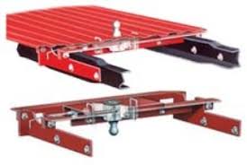 There are numerous gooseneck hitch kits available. B And W Bw1059r Turnoverball Gooseneck Trailer Hitch For 99 07 Chevy Gmc 1 2 And 3 4 Ton Trucks Hanna Trailer Supply