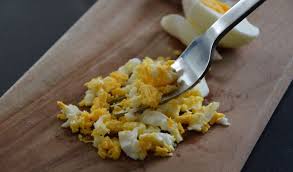 Recette De Courgette Et Oeuf Brouille Au Basilic Et Parmesan Pour Bebe Des 10 Mois Cooking For My Baby Recette Avec Courgette Macaroni Au Fromage Courgette Parmesan