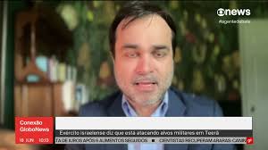 "Caso o Trump decida entrar nessa guerra, nós vamos estar testemunhando uma  mudança bastante profunda de pensamento estratégico de Donald Trump. Se a  gente olhar como Donald Trump se comporta em ...