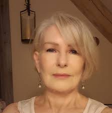 Do all snowboard coats run small in size?